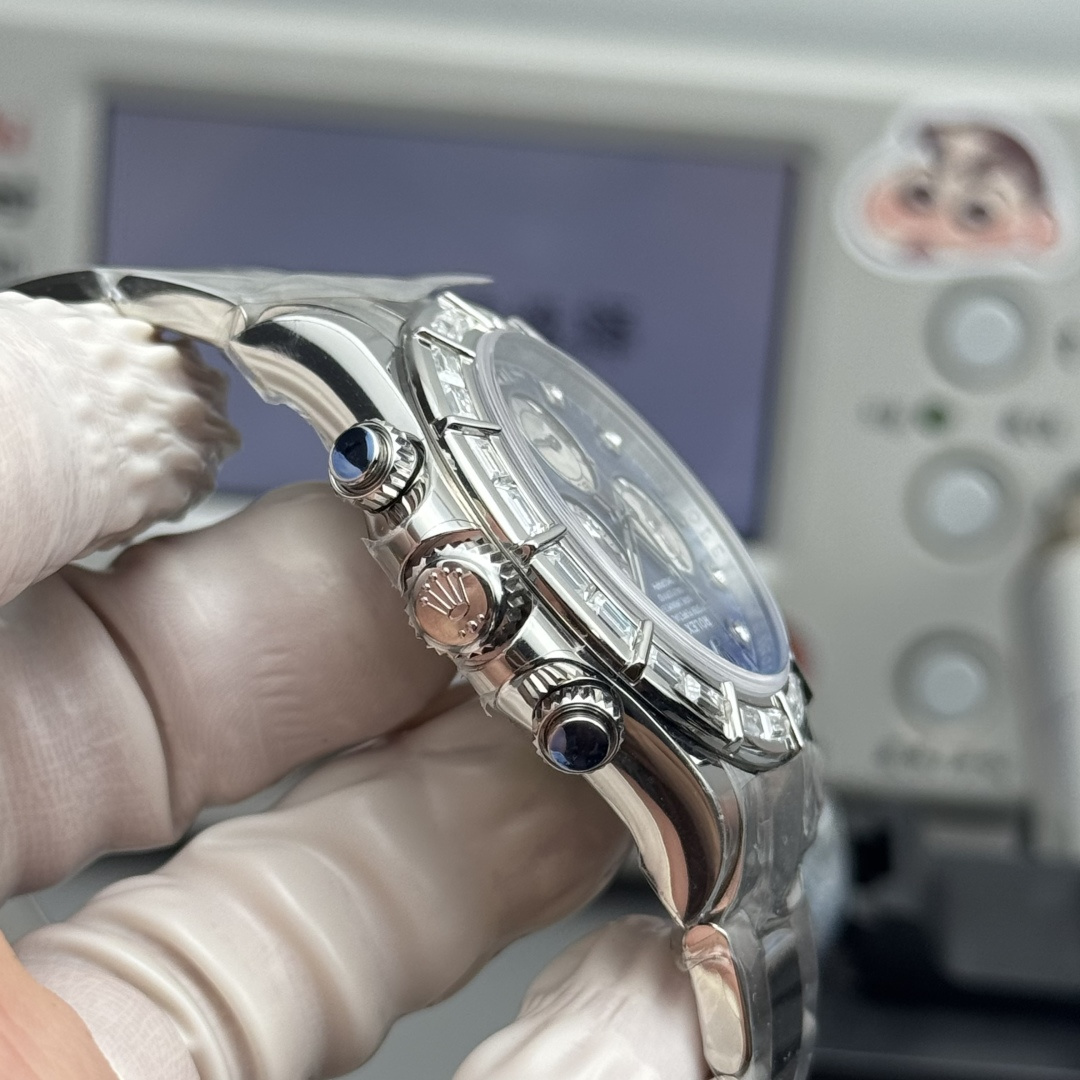 High Quality Replica Detail Shot