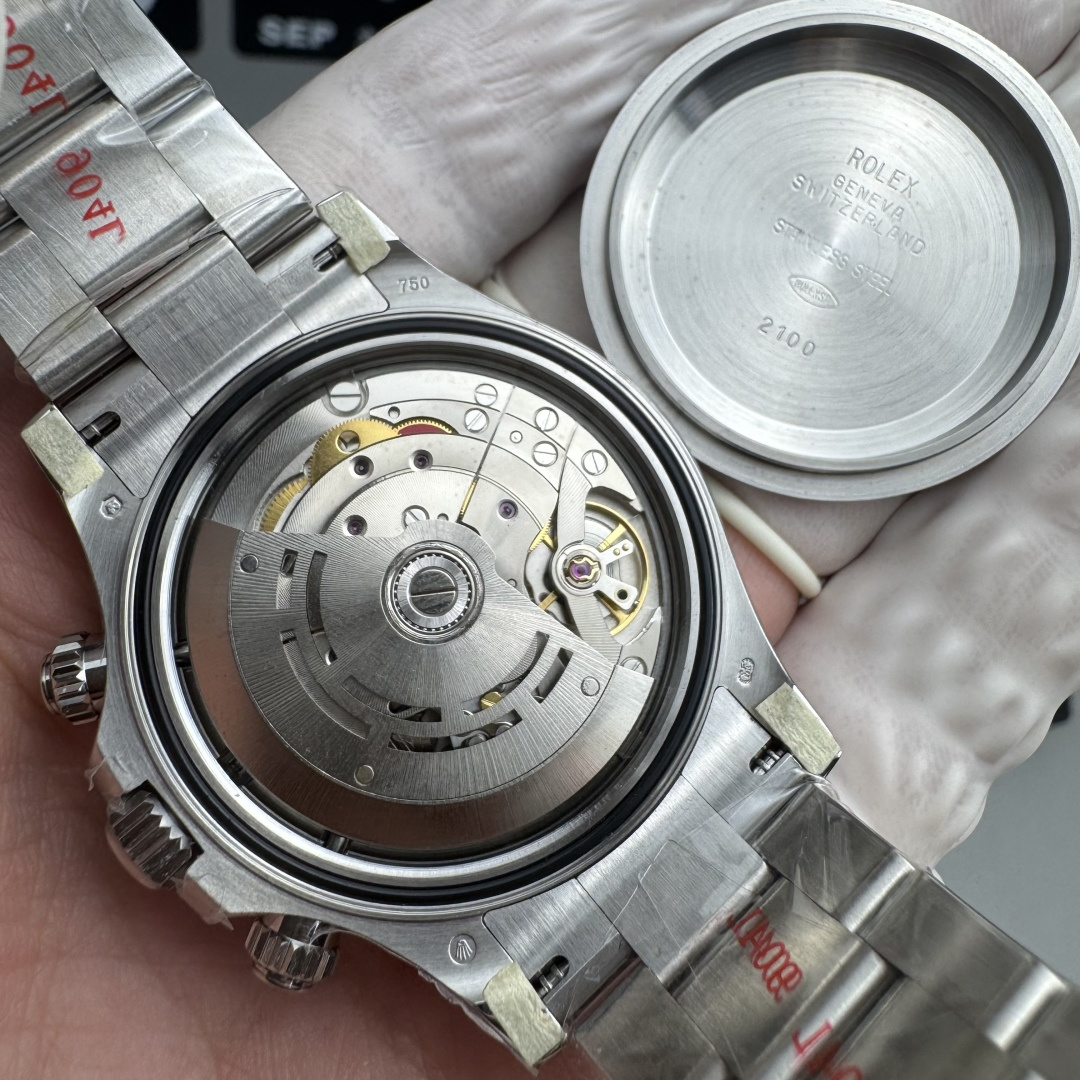 High Quality Replica Detail Shot