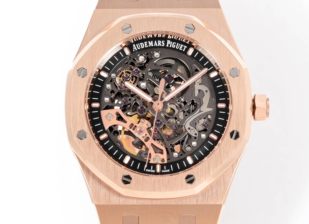 High Quality Replica Detail Shot