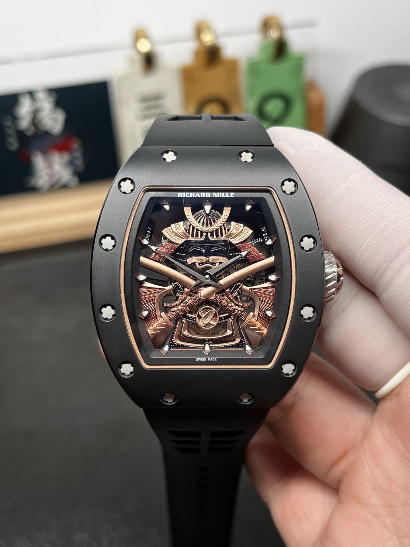 High Quality Replica Detail Shot