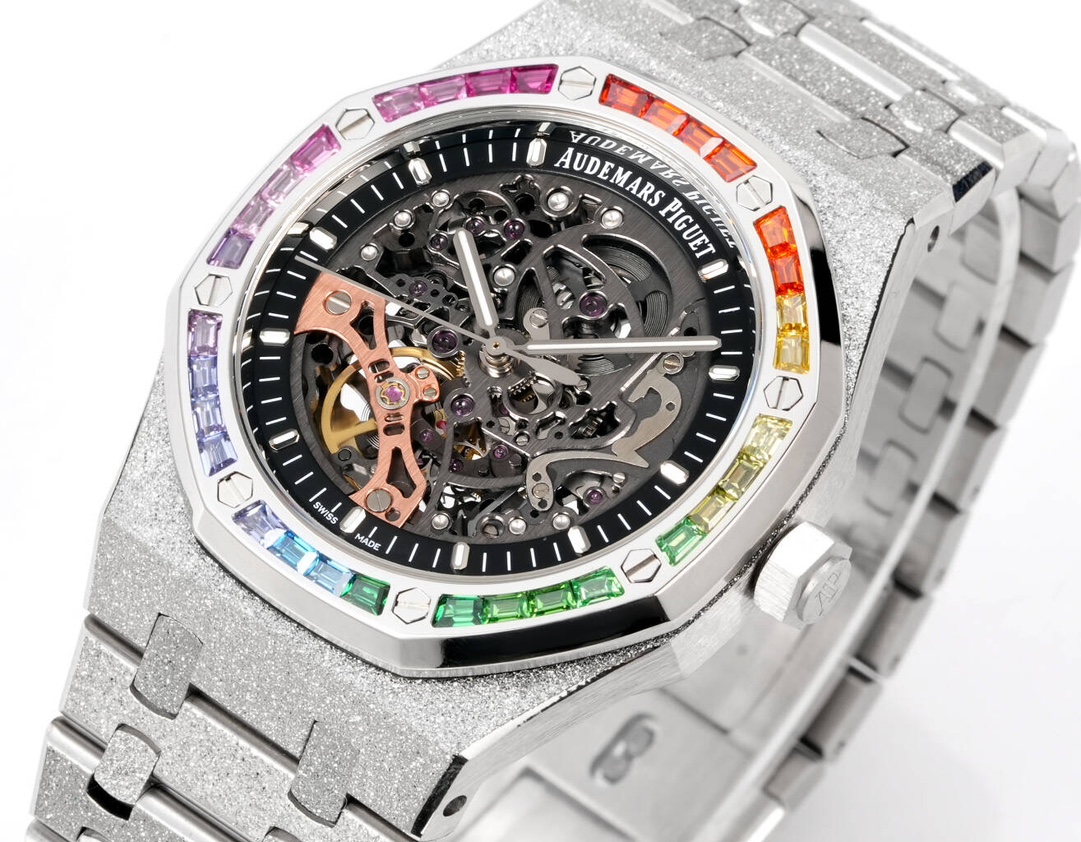 High Quality Replica Detail Shot