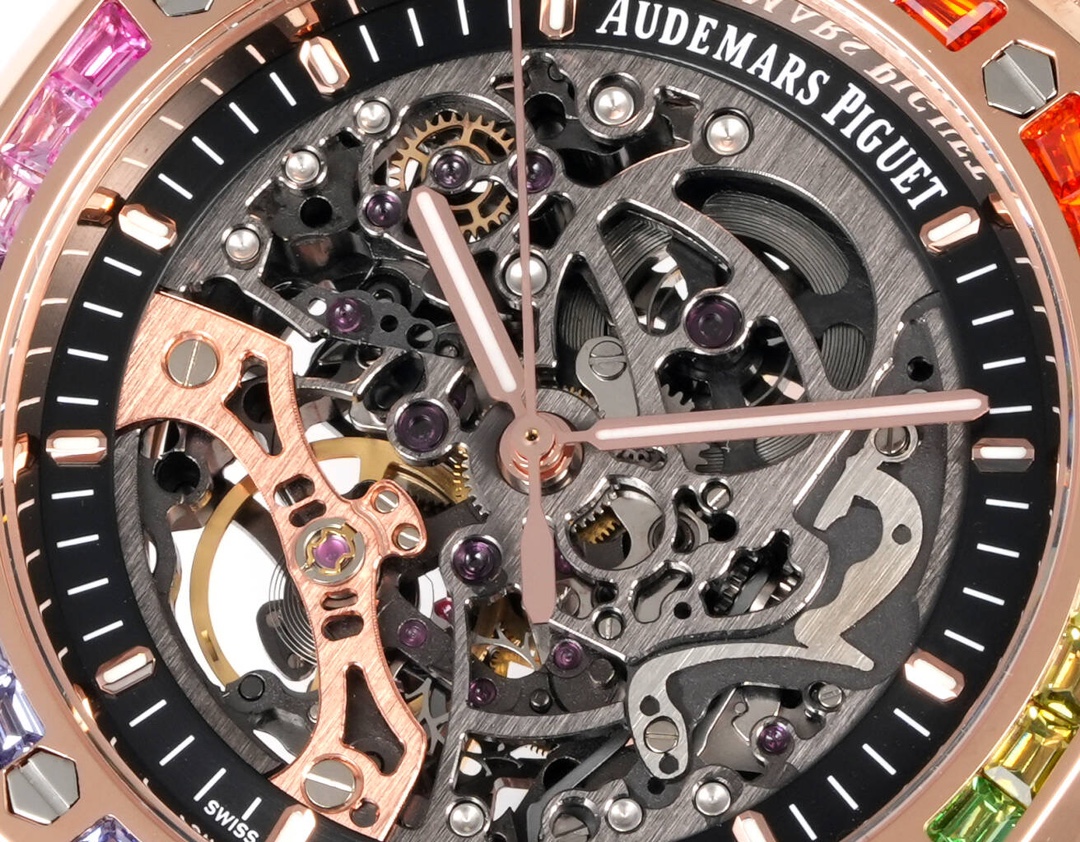 High Quality Replica Detail Shot