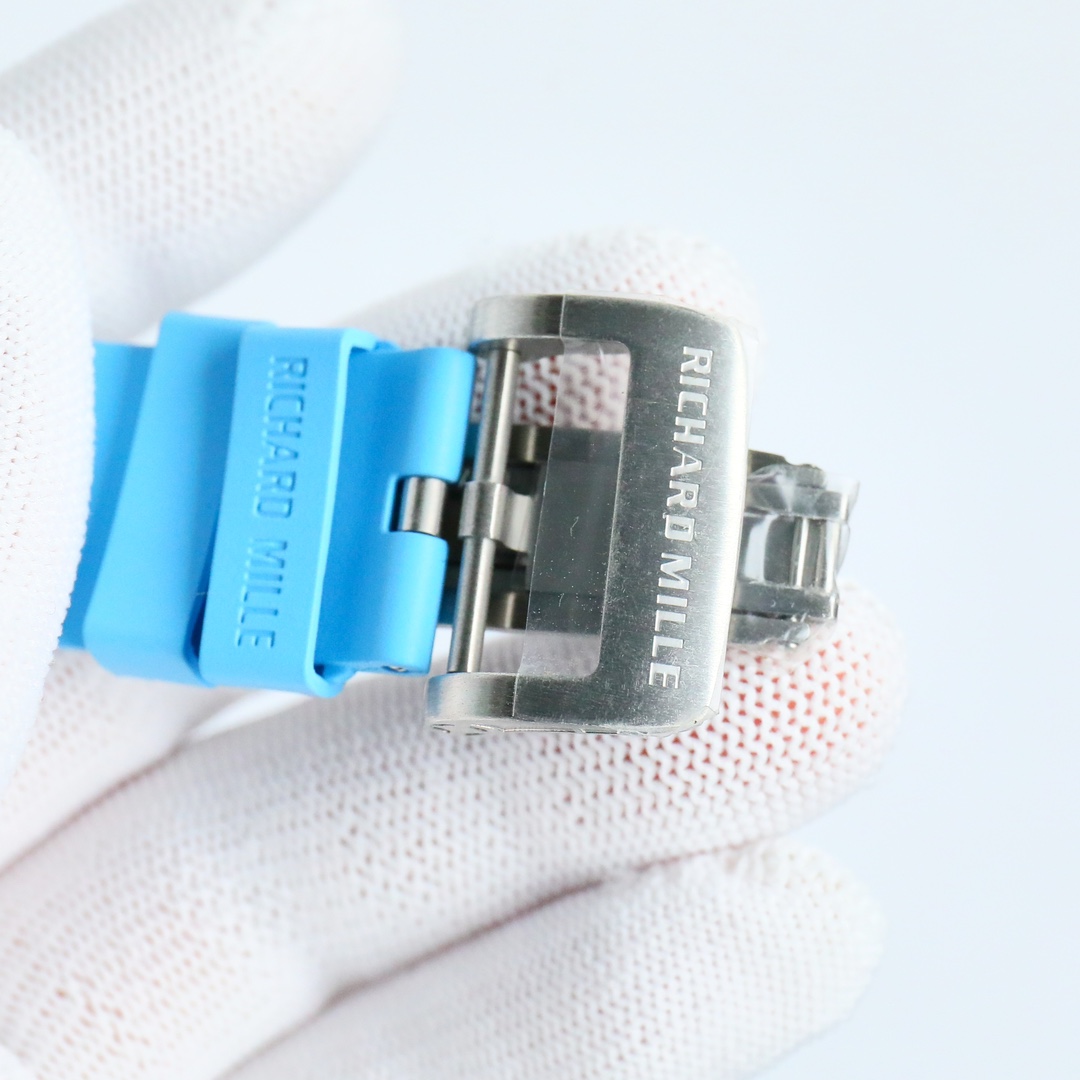 High Quality Replica Detail Shot