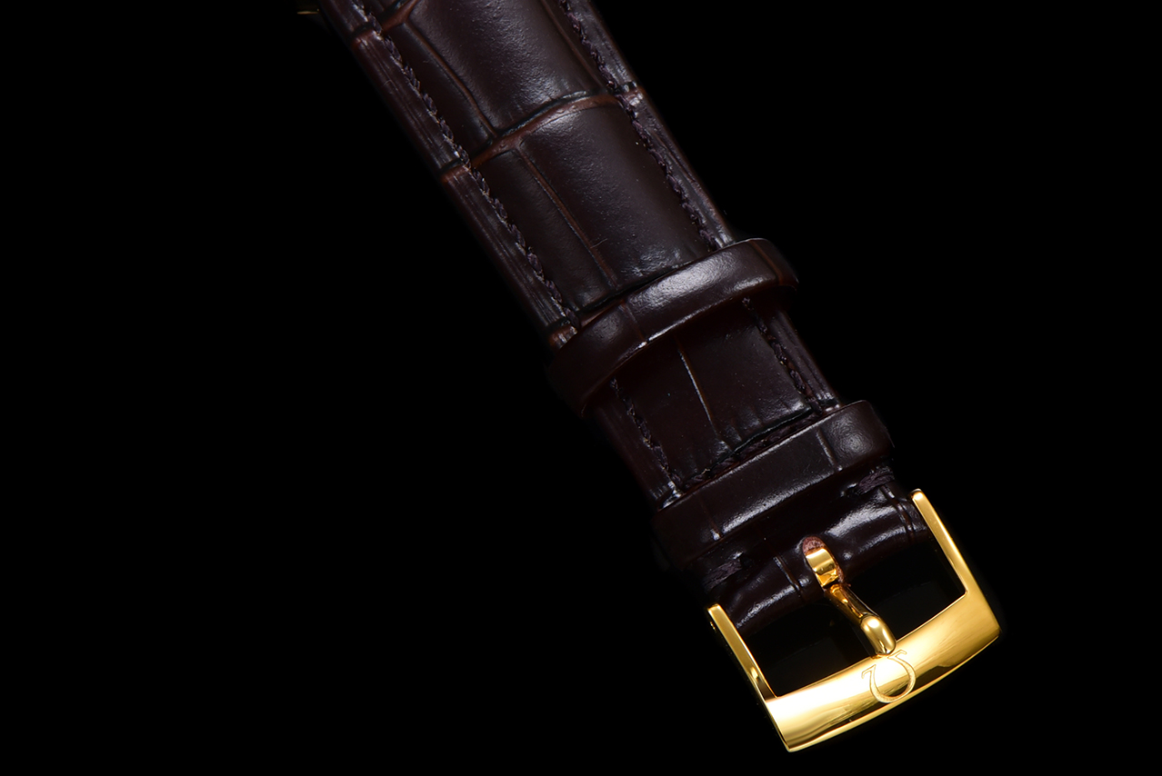 High Quality Replica Detail Shot