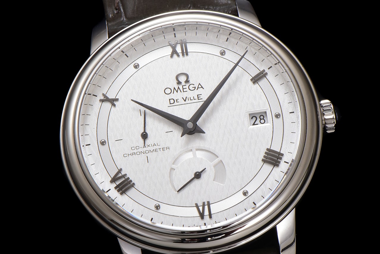 High Quality Replica Detail Shot