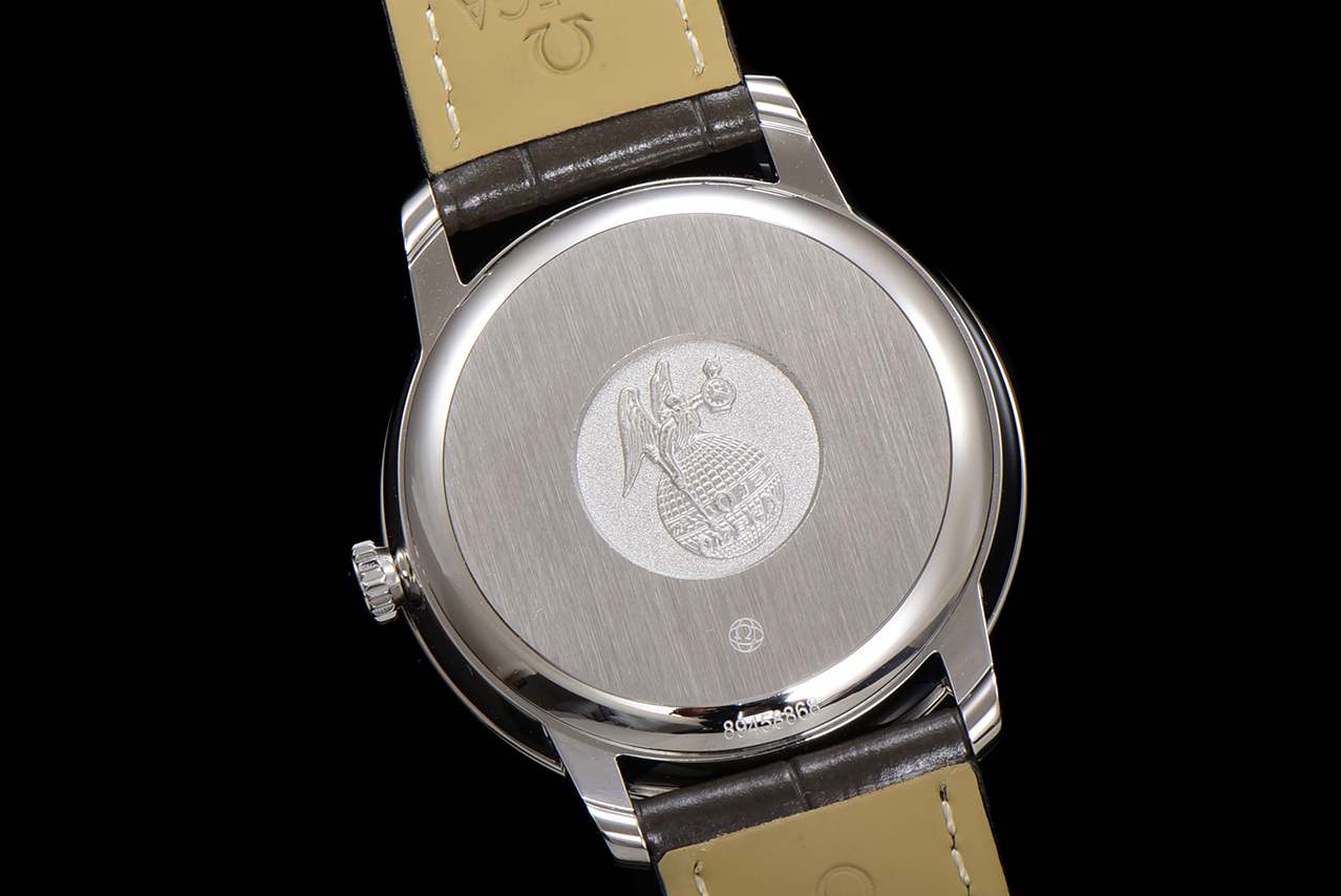 High Quality Replica Detail Shot