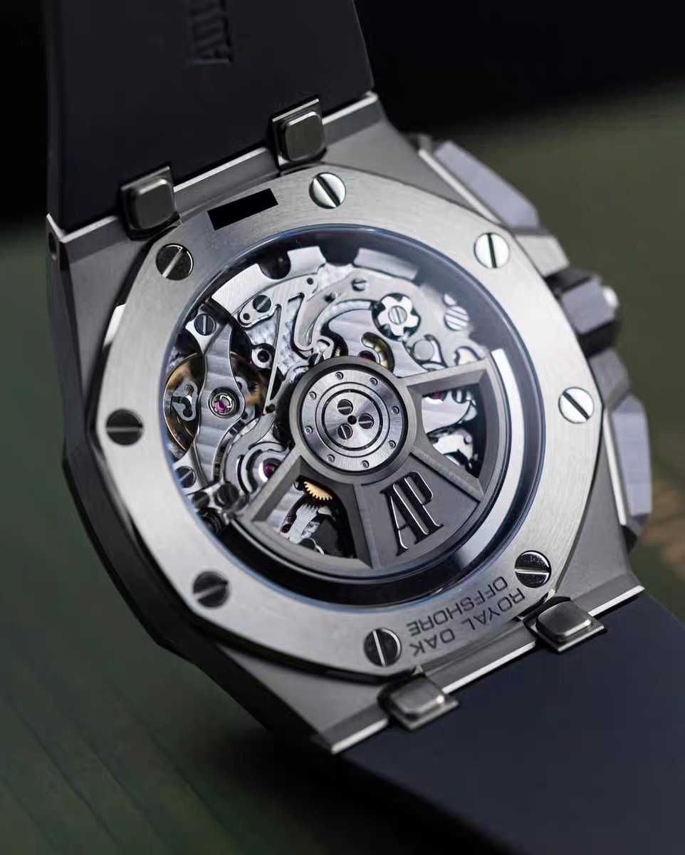 High Quality Replica Detail Shot