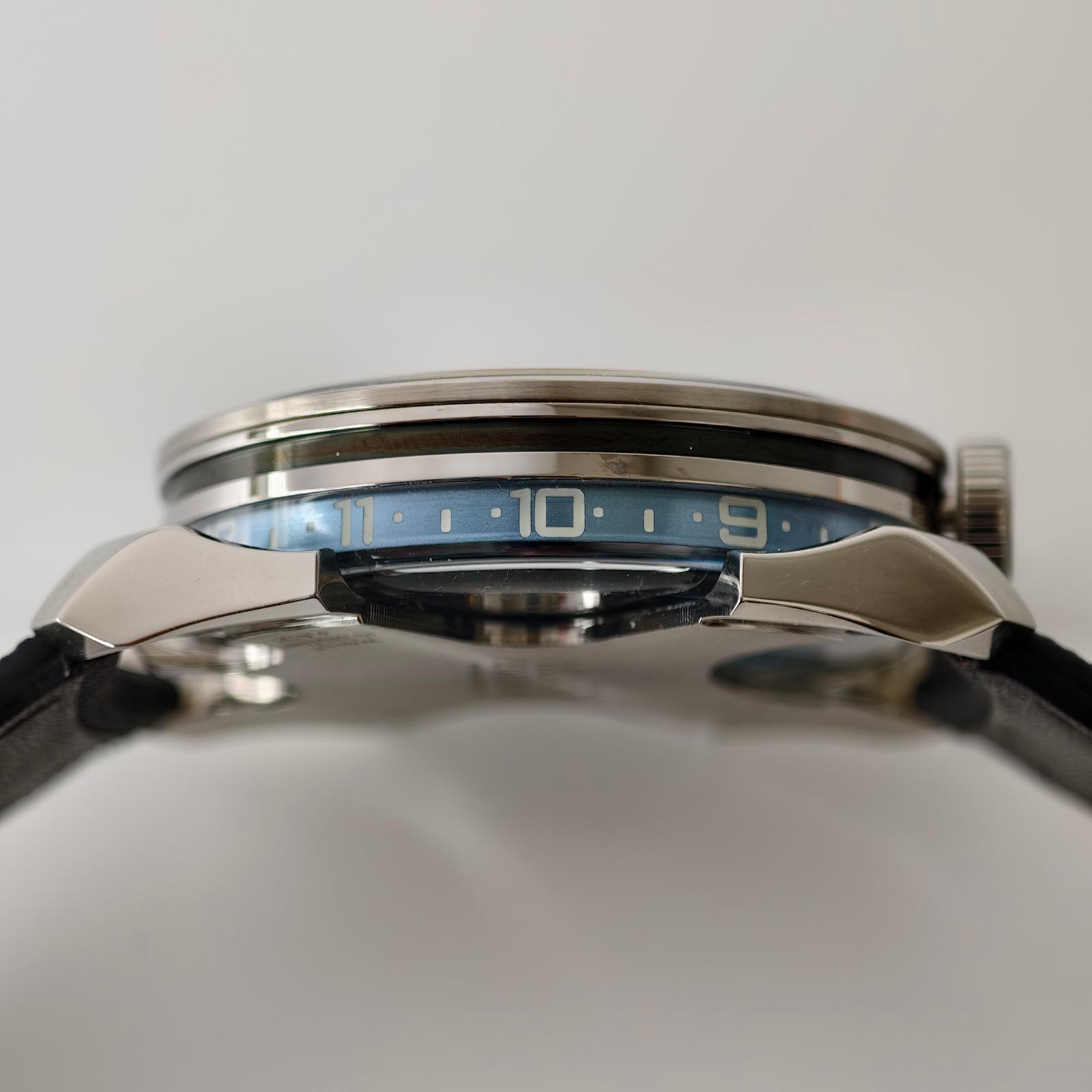 High Quality Replica Detail Shot