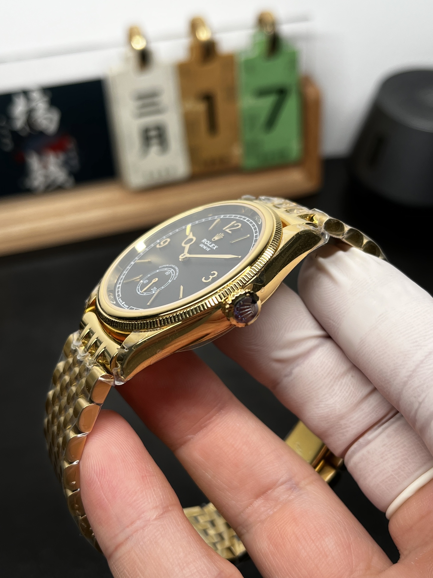 High Quality Replica Detail Shot