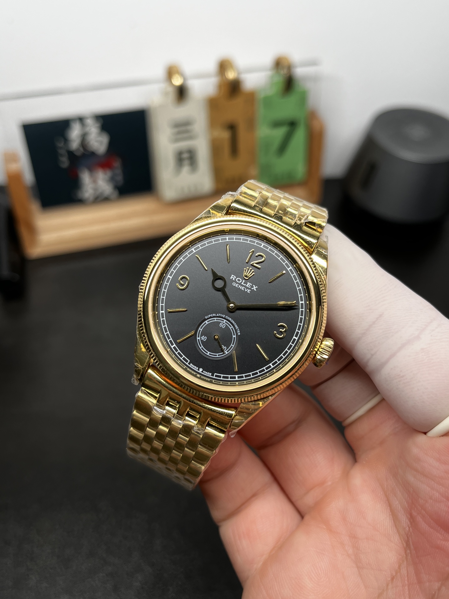 High Quality Replica Detail Shot