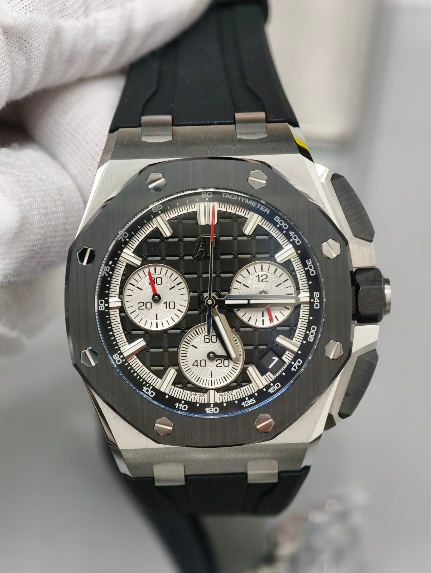 High Quality Replica Detail Shot