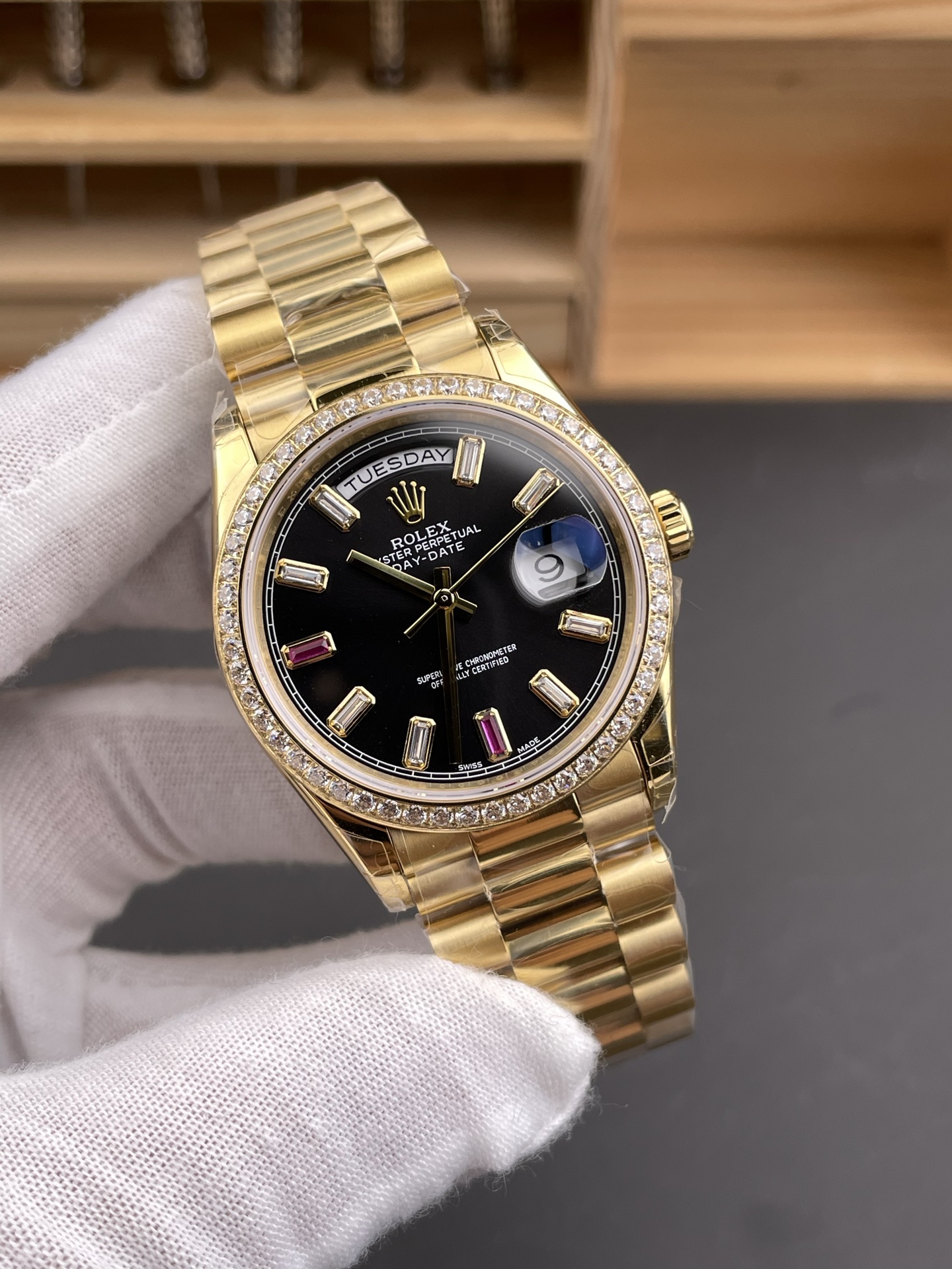 High Quality Replica Detail Shot