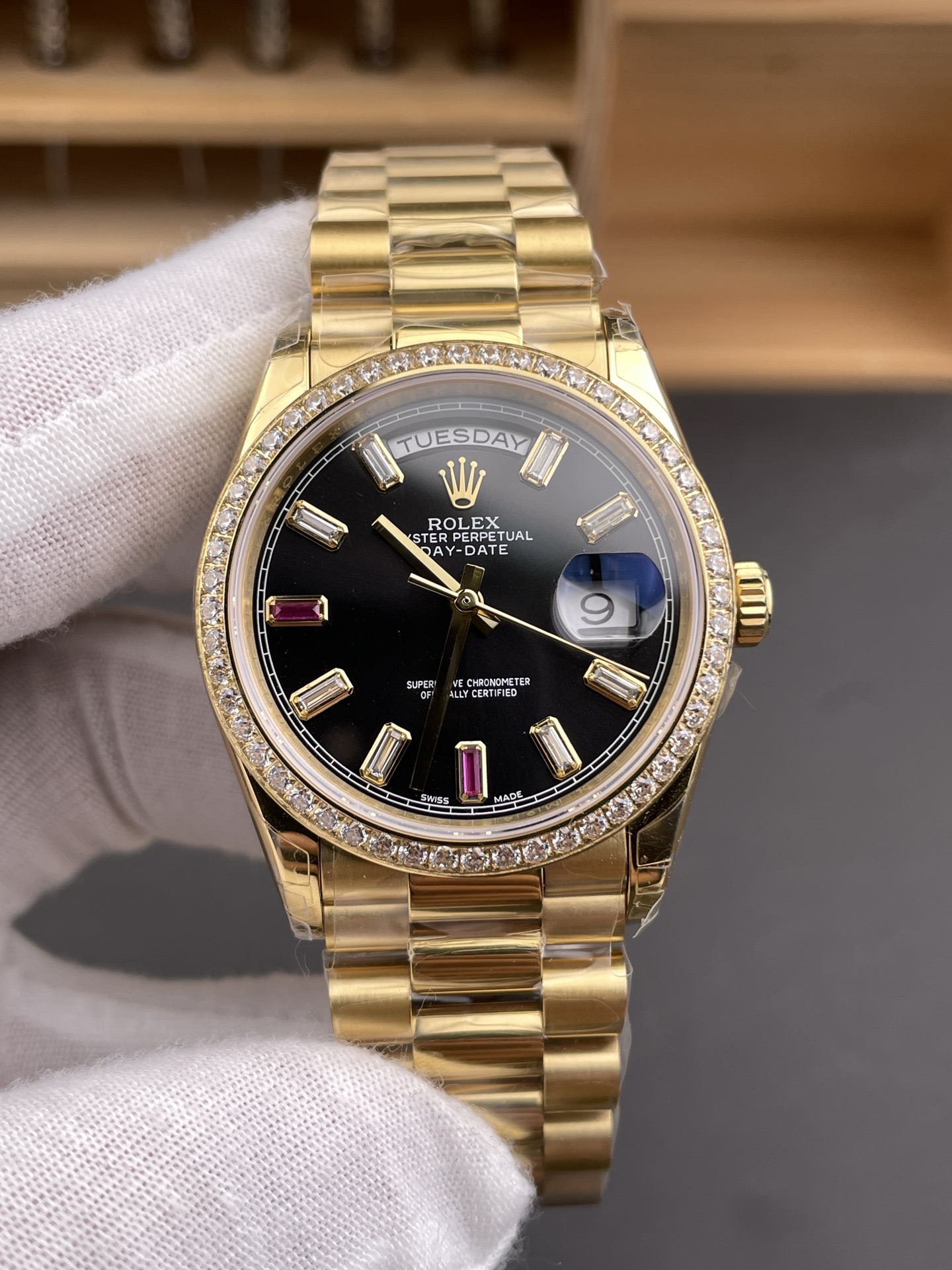 High Quality Replica Detail Shot