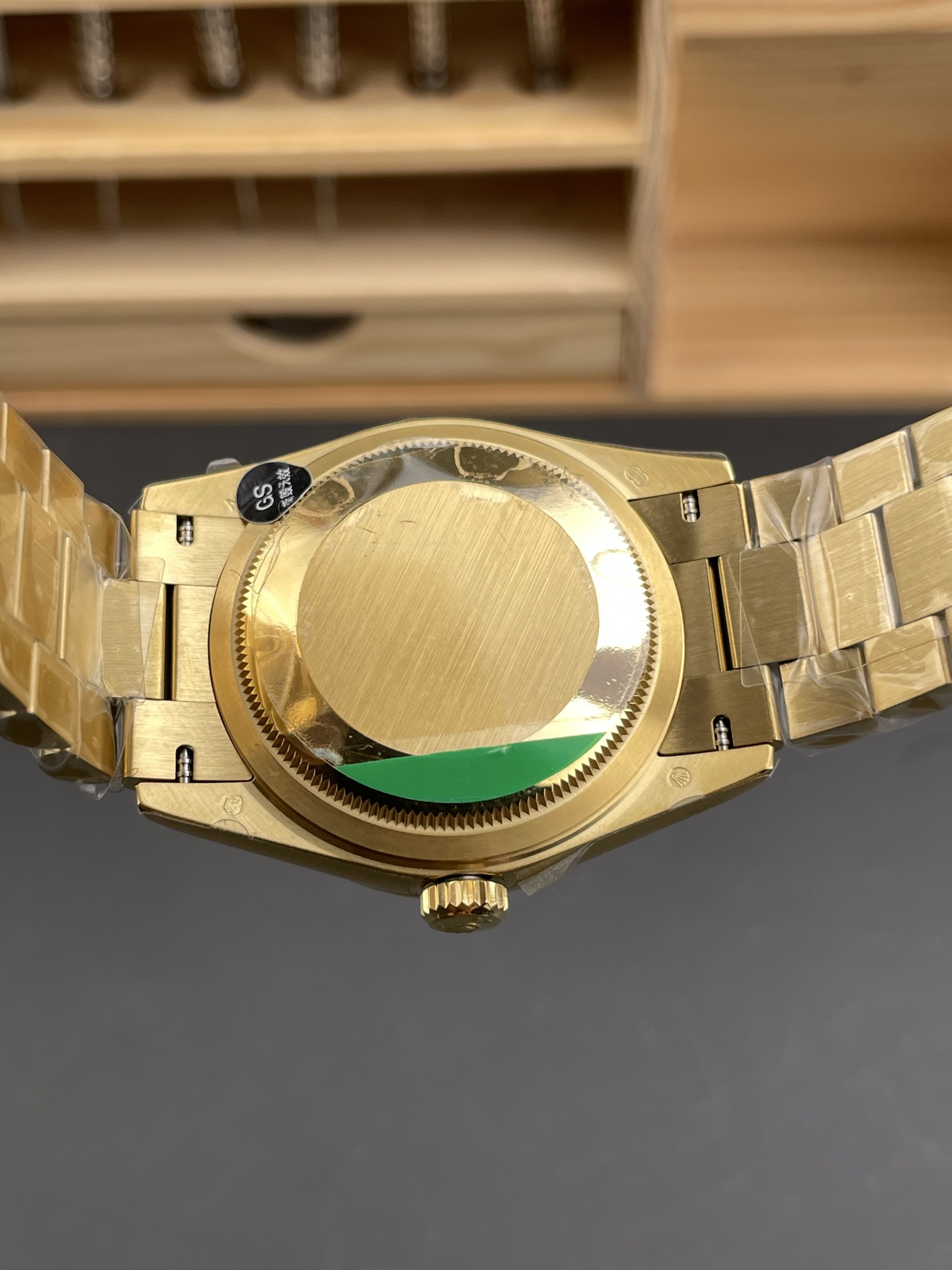 High Quality Replica Detail Shot