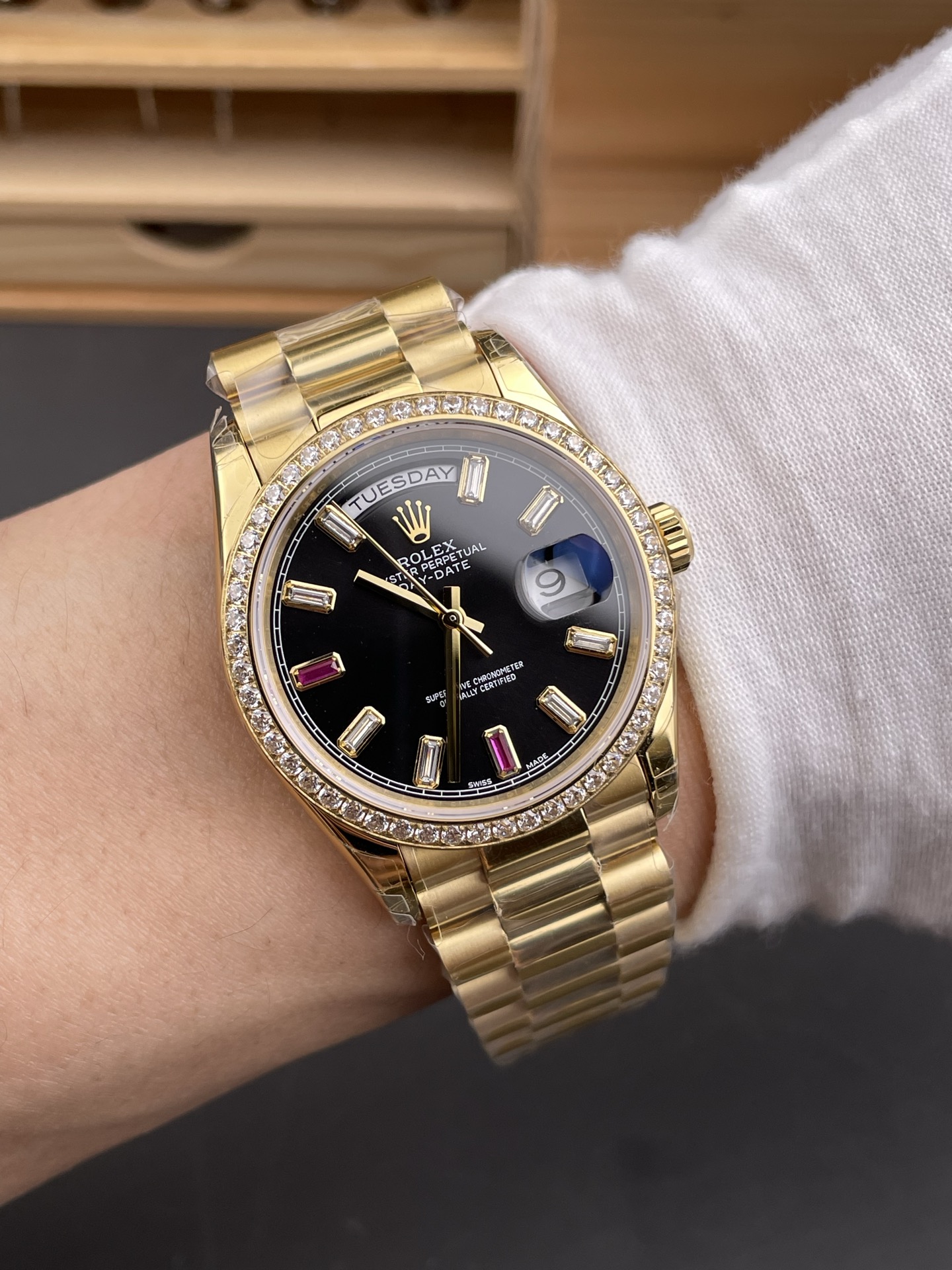 High Quality Replica Detail Shot