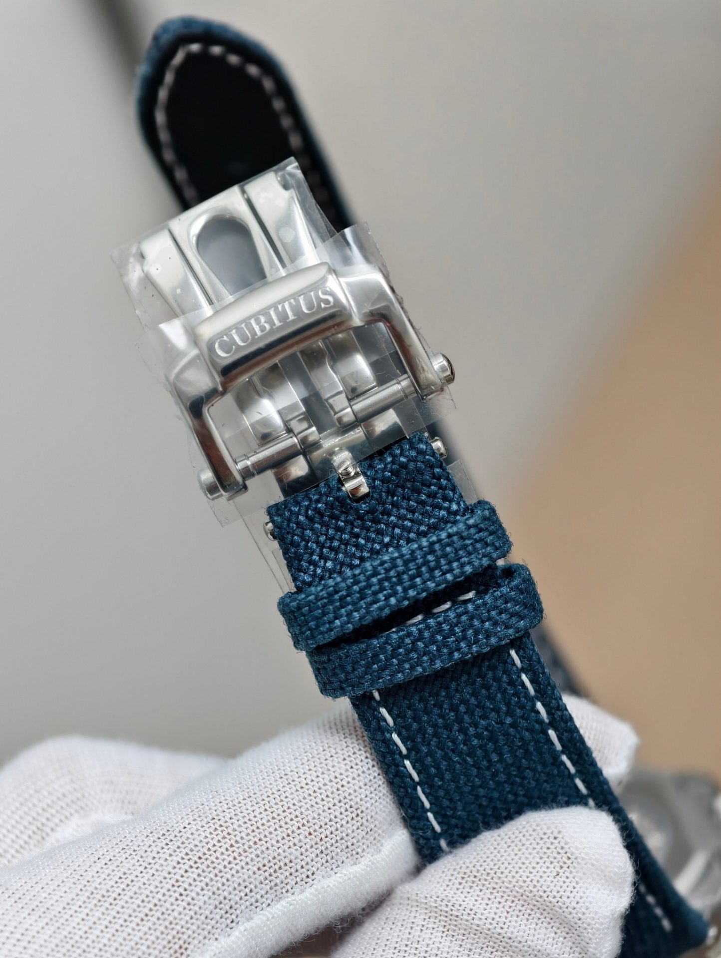 High Quality Replica Detail Shot