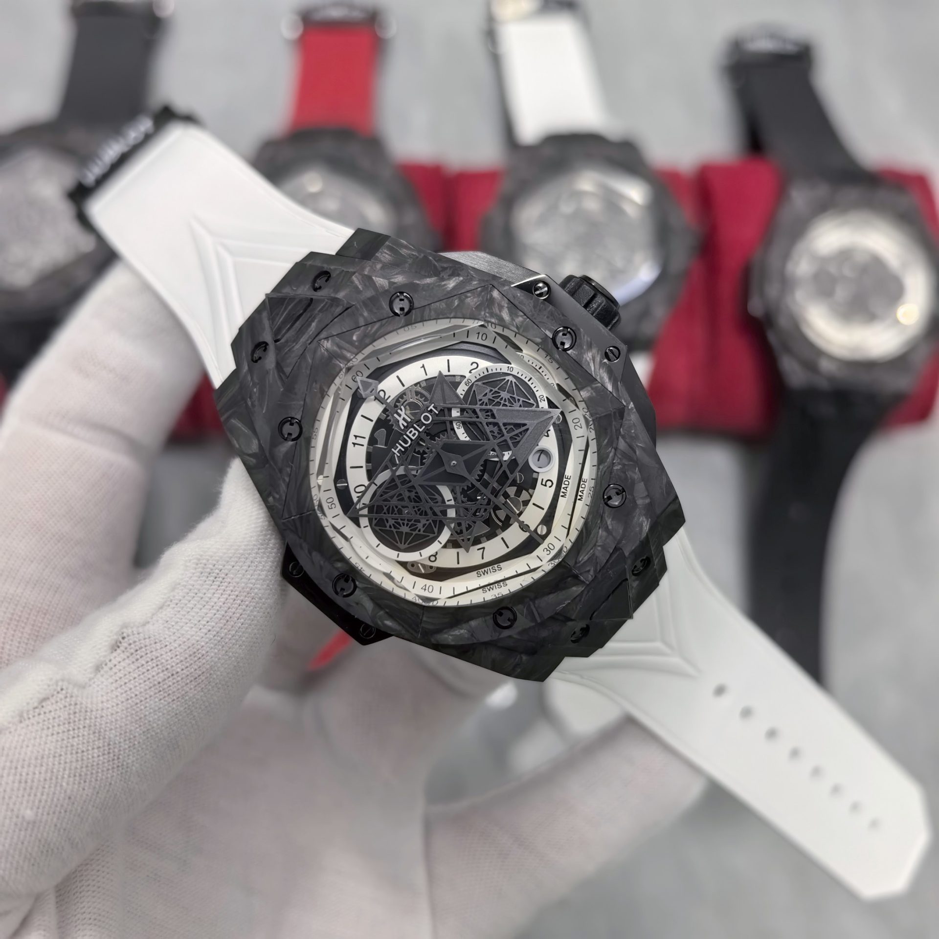 High Quality Replica Detail Shot